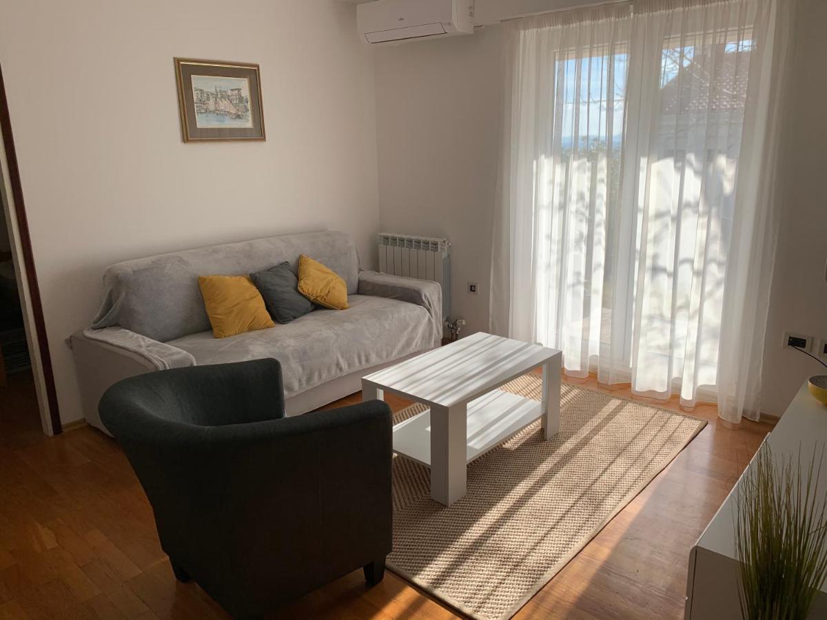 Deluxe Apartment Dora With A Private Parking, Terrace And See View Rijeka Buitenkant foto
