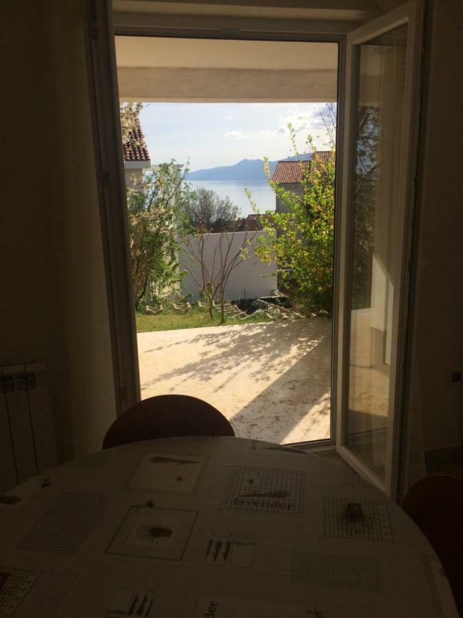 Deluxe Apartment Dora With A Private Parking, Terrace And See View Rijeka Buitenkant foto