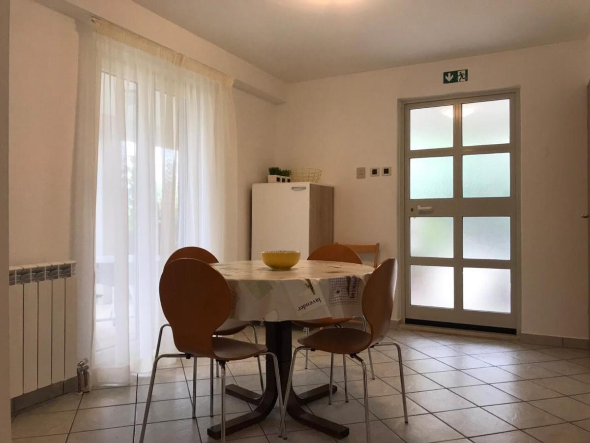 Deluxe Apartment Dora With A Private Parking, Terrace And See View Rijeka Buitenkant foto